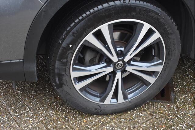 Nissan QASHQAI 1.3 DIG-T Business Edition,BOEKJES,NAP EN ONDERHOUDSHISTORIE