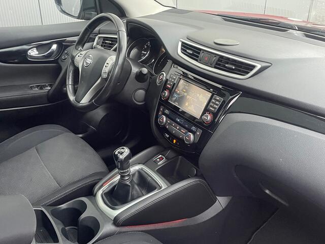 Nissan QASHQAI 1.6 DIG-T N-Connecta 163 Pk Navigatie, Panoramadak, Trekhaak, 360 Camera, Climate Control, Cruise Control, 18"Lm