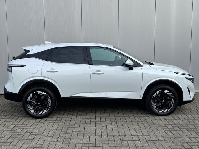 Nissan QASHQAI 1.3 MHEV N-Connecta Automaat Navigatie, Adaptive Cruise Control, Climate Control, Head Up Display, Stoel/Stuurverwarming