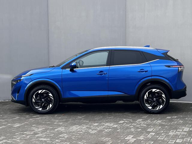 Nissan QASHQAI 1.3 MHEV Xtronic N-Connecta Automaat / Fabrieksgarantie tot 03-2028 < 100.000 km / 1.800 kg Trekgewicht / Adapt. CC / HUD / Camera 360° / Cold Pack / Stuur-, stoel- en voorruitverwarming / 18" LM + All Season banden /