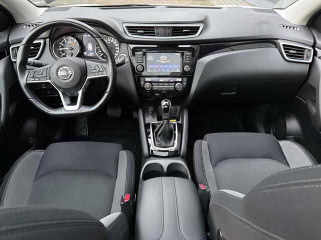 Nissan QASHQAI 1.3 DIG-T N-Connecta / Dealer Onderhouden / Trekhaak / 1500KG Trekgewicht / Panorama / 360º Camera / Stoel Verwarming / Keyless / Apple Carplay /