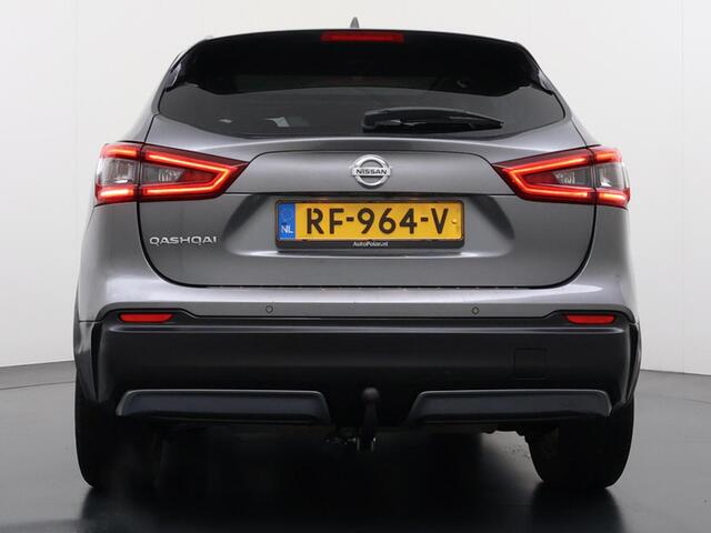 Nissan QASHQAI 1.2 Business Edition Trekhaak/Leder/Panodak etc.