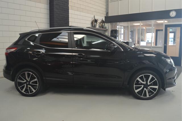Nissan QASHQAI 1.2 Tekna // AUTOMAAT // LEDER // PANO // KEYLESS // NAVI // 360 CAMERA // CLIMA // *** ZATERDAG 13-12 VANAF 14:00 GESLOTEN ***