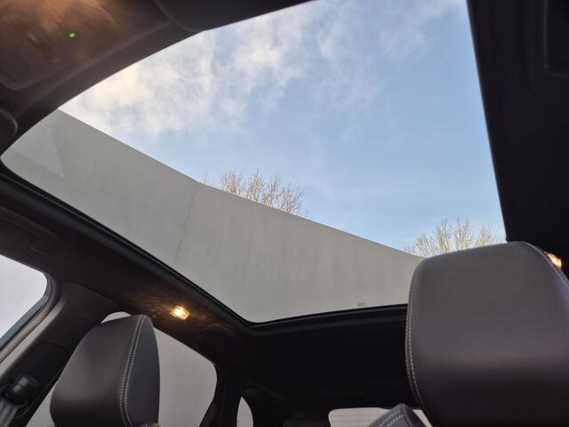 Nissan QASHQAI 1.3 MHEV Xtronic Tekna Plus Automaat / Fabrieksgarantie tot 04-2028<100.000 / Dealer onderhouden / Panoramadak / Elektrische achterklep / Head Up Display / Rondomzicht camera / Stoelen met massage functie /