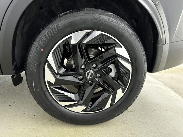 Nissan QASHQAI 1.3 MHEV N-Connecta 158PK | Rijklaarprijs! | Nieuw uit voorraad leverbaar | Afneembare Trekhaak | Google Navigatie | Head-Up Display | Panoramadak | Stoel- en Stuurverwarming | 360 Camera | Apple CarPlay & Android Auto