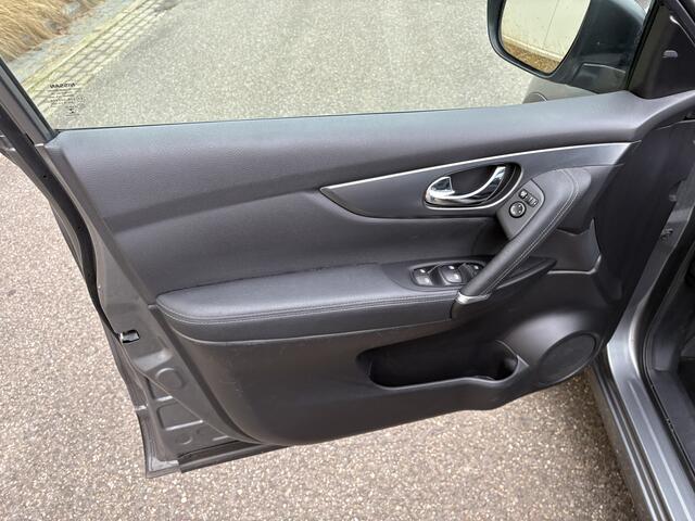 Nissan QASHQAI 1.3 DIG-T Tekna / AUTOMAAT / NAVI / CRUISE / PANORAMADAK / 126dkm! NAP!