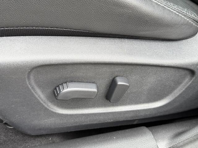 Nissan QASHQAI BWJ 2016 1.2 116 PK Tekna PANORAMADAK / TREKHAAK / NAVI / CLIMA / CRUISE / STOELVERW. / ELEKTRISCHE STOELEN / LEDER / LMV / PDC