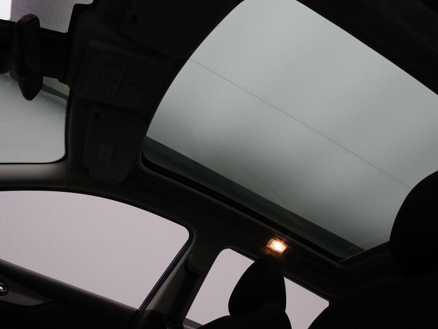 Nissan QASHQAI 160pk DIG-T Tekna + 360° Camera | Cruise | Navi | Parkeersens. v+a | Panoramadak