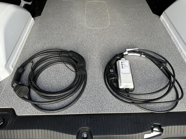 Nissan Townstar N-Connecta TEKNA L2H1 / 45 kWh / 100% Elektrisch / Fabrieksgarantie / 4.368 km / Camera / ECC / Cruise / Apple carplay / Android auto