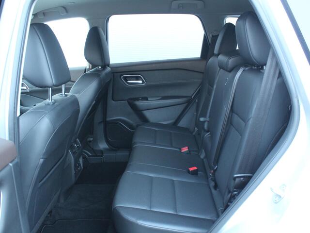 Nissan X-TRAIL 1.5 e-4orce Tekna 4WD 7p. / Trekhaak (1650 KG) / Cruise Control Adaptief / Navigatie + Apple Carplay/Android Auto / Lederen Bekleding / Stoel- + Stuurverwarming /