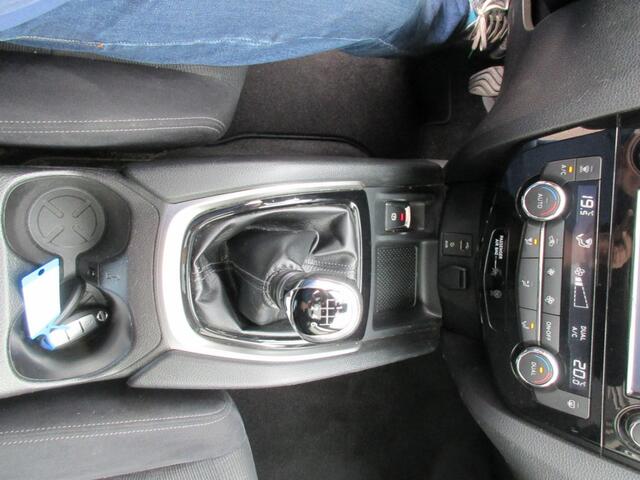 Nissan X-TRAIL 1.6 163PK N-CONNECTA 1800KG TREK GEWICHT