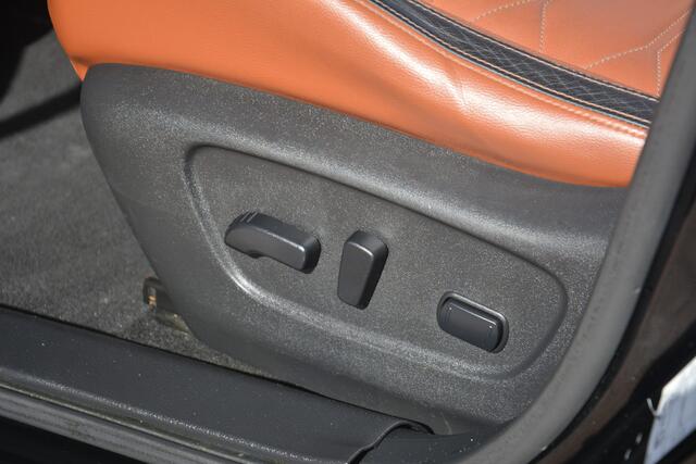 Nissan X-TRAIL 1.6 DIG-T Tekna | Navigatie | 360 camera | Panoramadak | Leer | Stoel+stuurverwarming | Bose | NL auto!! | UNIEKE AUTO NIZMO PAKKET!!!! met oa navigatie panoramadak camera 360 sportpakket leren bekleding stoelverwarming pdc etc. Nederlandse auto 118052 N