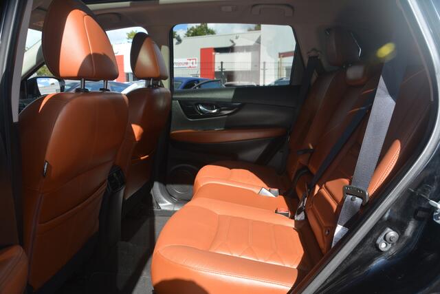 Nissan X-TRAIL 1.6 DIG-T Tekna | Navigatie | 360 camera | Panoramadak | Leer | Stoel+stuurverwarming | Bose | NL auto!! | UNIEKE AUTO NIZMO PAKKET!!!! met oa navigatie panoramadak camera 360 sportpakket leren bekleding stoelverwarming pdc etc. Nederlandse auto 118052 N