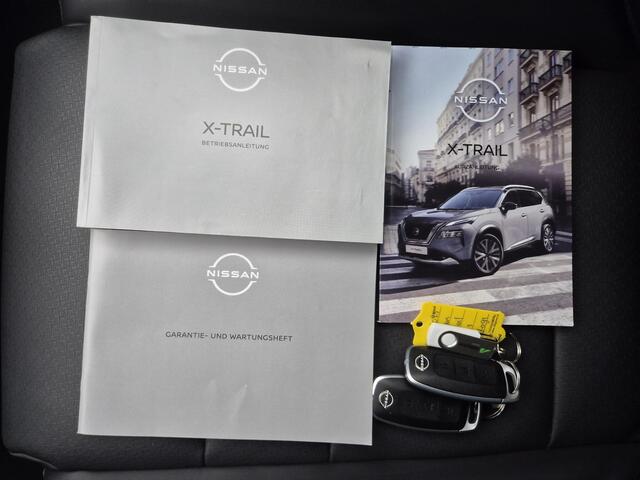 Nissan X-TRAIL 1.5 e-4orce Tekna 4WD Automaat / HUD / Allseason banden / Elektrische achterklep Stuur-, Stoel en Achterbankverwarming / Rondomzicht camera / Adaptief CC / Trekgewicht 1800 kg / Voorruit verwarming /