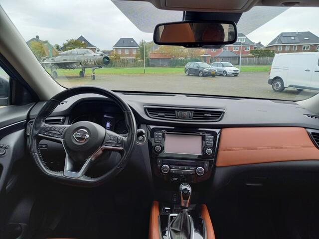 Nissan X-TRAIL 1.3 DIG-T TEKNA PREMIUM LEATHER