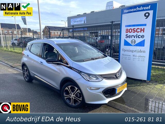 Opel AMPERA Ampera-E Business Executive 60 kWh HV Accu nieuw eind '22! Zeer compleet met o.a. lederen bekleding, Bose soundsystem, stoel- én achterbankverwarming, camera, nieuwe APK, etc.