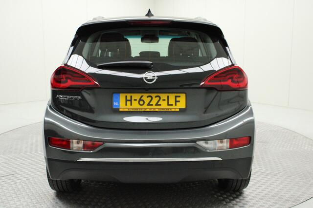 Opel AMPERA Ampera-e Business executive 60 kWh | HS accu vervangen , volledige fabrieksgarantie | climate | carplay | keyless | pdc v/a + camera | xenon | leder