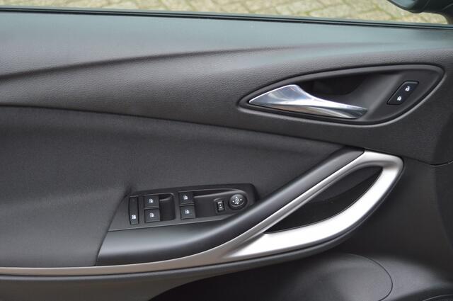 Opel ASTRA 1.2 Bns Edition