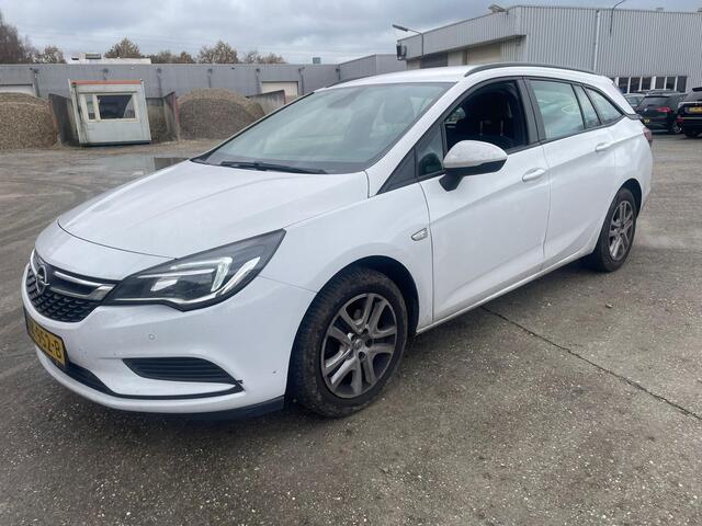 Opel ASTRA Sports Tourer 1.0 Online Edition