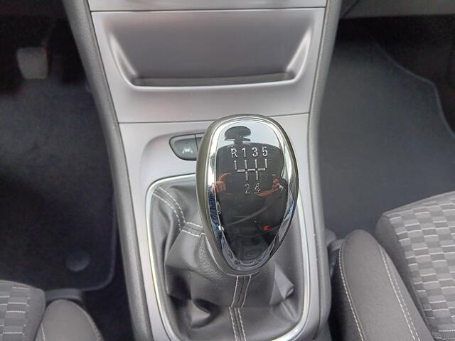 Opel ASTRA Sports Tourer 1.0 Edition+