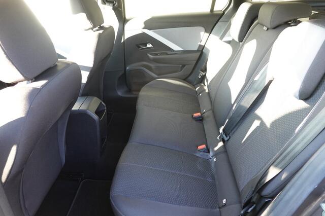 Opel ASTRA 1.2 LEVEL 3 ZEER Compleet