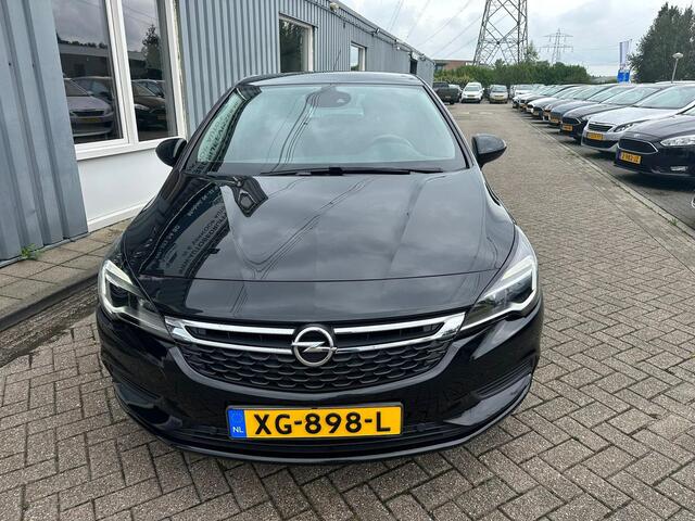 Opel ASTRA 1.0 Business+