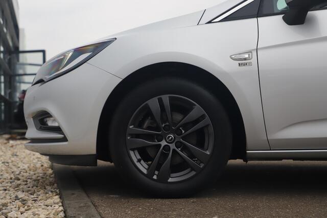 Opel ASTRA Sports Tourer 1.0 Turbo 120 Jaar Edition 16 inch Navigatie Carplay Android Clima Cruise Parkeersensor Getint Glas