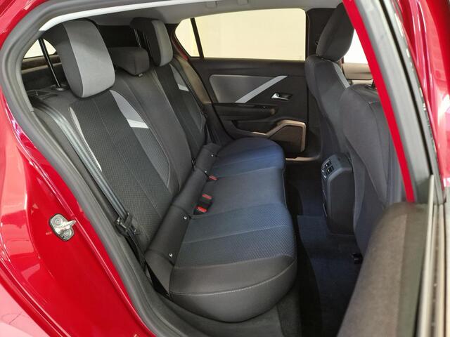 Opel ASTRA 1.2 Level 3 Stoelverwarming| Stuurwielverwarming | Achteruitrijcamera | Apple Carplay/Android Auto