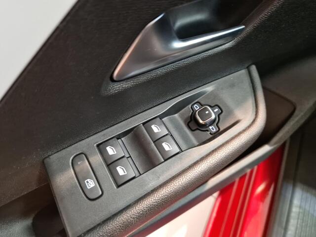 Opel ASTRA 1.2 Level 3 Stoelverwarming| Stuurwielverwarming | Achteruitrijcamera | Apple Carplay/Android Auto