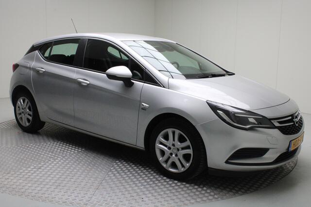 Opel ASTRA 1.6 CDTI 120 Jaar Edition | airco | navigatie | pdc achter | carplay | cruise control | bluetooth radio