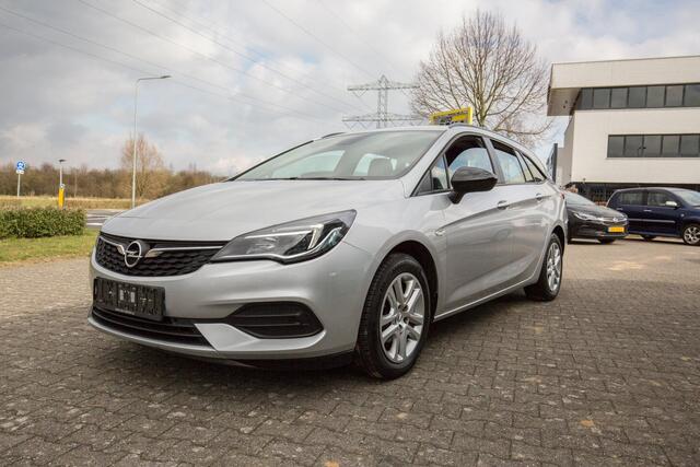 Opel ASTRA Sports Tourer 1.2 Edition
