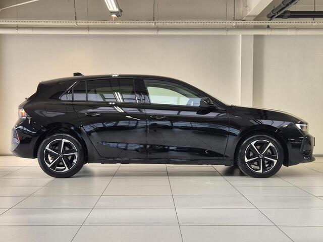 Opel ASTRA 1.2 Turbo Edition | Parkeersensoren Voor/Achter | Apple Carplay/Android Auto | Stoel/Stuurverwarming | AGR Comfortstoel |