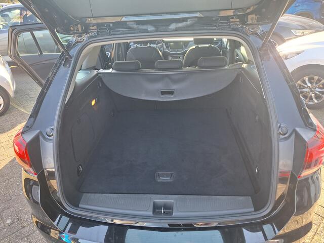 Opel ASTRA Sports Tourer 1.0 Business / CLIMA/ NAVI / PDC V+A/ENZ....