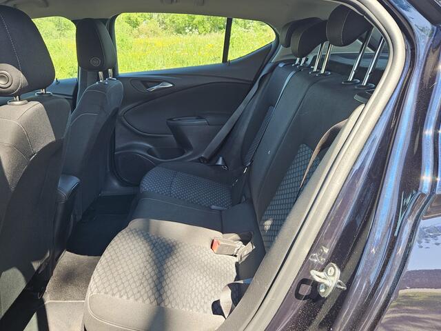 Opel ASTRA 1.0 Online Edition