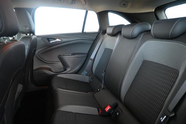 Opel ASTRA Sports Tourer 1.2 Business Elegance 1e Eigenaar! Clima Cruise Control Goed Onderhouden! Inruil Mogelijk!