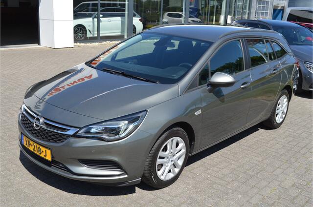 Opel ASTRA Sports Tourer 1.0 Turbo Online Edition Carplay | Navi | DAB | Cruise | Parkeersensor voor + achter | NL auto