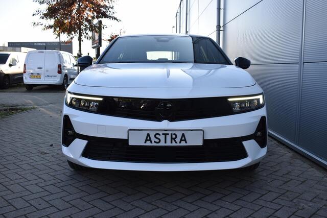 Opel ASTRA Electric 54 kWh GS ALCANTARA / NAVI / CAMERA