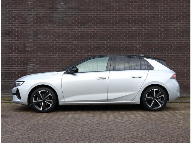 Opel ASTRA GS 130PK | AppleCarPlay/AndroidAuto | 360° Camera | Keyless entry & Start | Navigatie | Stoel/Stuur verwarmd | AGR Bestuurdersstoel | Adaptive CruiseControl | Two-Tone |
