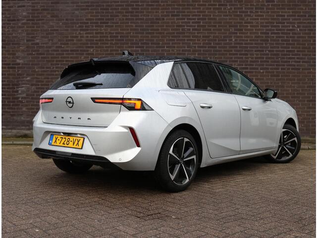 Opel ASTRA GS 130PK | AppleCarPlay/AndroidAuto | 360° Camera | Keyless entry & Start | Navigatie | Stoel/Stuur verwarmd | AGR Bestuurdersstoel | Adaptive CruiseControl | Two-Tone |