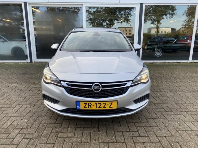 Opel ASTRA Sports Tourer 1.0 Turbo Business+ 50% deal 5975,- ACTIE Sportstoelen / Navi / Clima / Cruise / Telefoon
