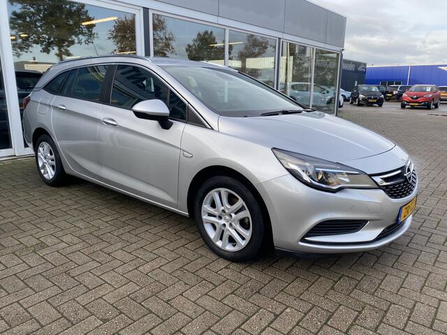 Opel ASTRA Sports Tourer 1.0 Turbo Business+ 50% deal 5975,- ACTIE Sportstoelen / Navi / Clima / Cruise / Telefoon
