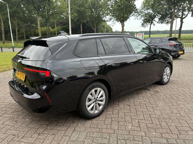 Opel ASTRA Sports Tourer 1.2 Turbo 130Pk Business Edition | Climate Control | Navigatie | Winterpakket | Camera | Parkeer sensoren | Draadloos Apple Carplay/Android Auto | LM Velgen