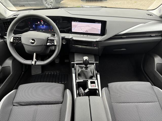 Opel ASTRA Sports Tourer 1.2 Turbo 130Pk Business Edition | Climate Control | Navigatie | Winterpakket | Camera | Parkeer sensoren | Draadloos Apple Carplay/Android Auto | LM Velgen