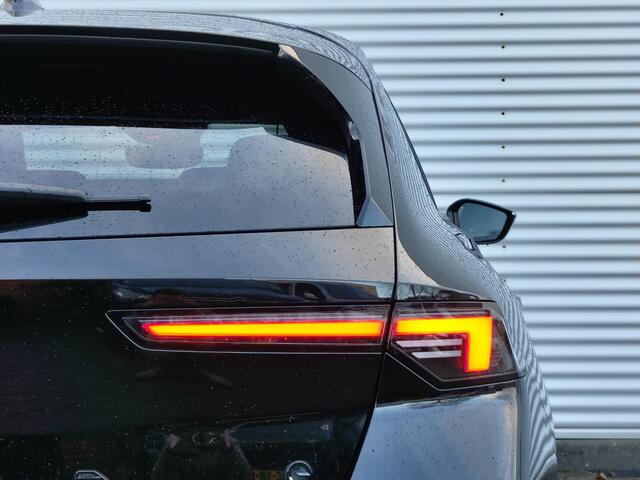 Opel ASTRA Electric GS 54kWh 156pk | LED PIXEL | ALCANTARA/LEDER | AGR-COMFORTSTOEL | TREKHAAK | ISOFIX | 360° CAMERA | ZWARTE HEMELBEKLEDING |