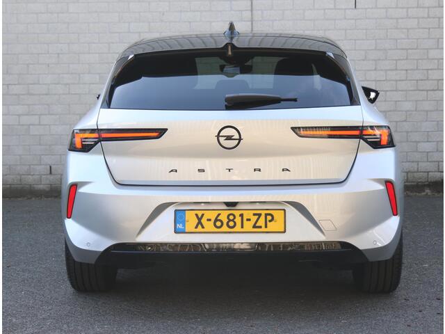 Opel ASTRA 130PK Turbo GS | AUTOMAAT | AppleCarPlay/AndroidAuto | 360° Camera | Keyless entry & Start | Navigatie | Stoel/Stuur verwarmd | AGR Bestuurdersstoel | Adaptive CruiseControl | Two-Tone |