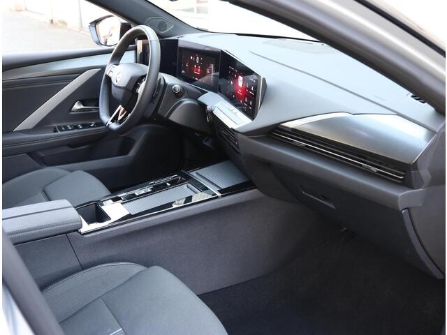 Opel ASTRA 130PK Turbo GS | AUTOMAAT | AppleCarPlay/AndroidAuto | 360° Camera | Keyless entry & Start | Navigatie | Stoel/Stuur verwarmd | AGR Bestuurdersstoel | Adaptive CruiseControl | Two-Tone |