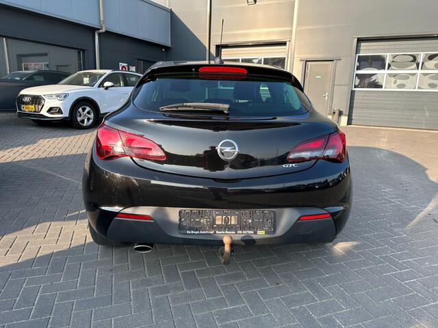 Opel ASTRA 1.4 T GTC Black Edition Clima Leder Trekhaak