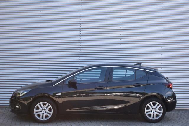 Opel ASTRA 1.0 5DRS. EDITION / PCD V+A / APPLE CARPLAY+NAVI / ECC