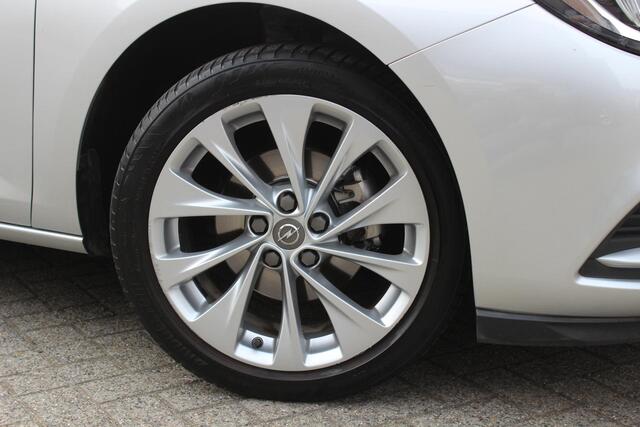 Opel ASTRA 1.0 Business+ 105pk, Navi, Led, Cruise, 17"LM