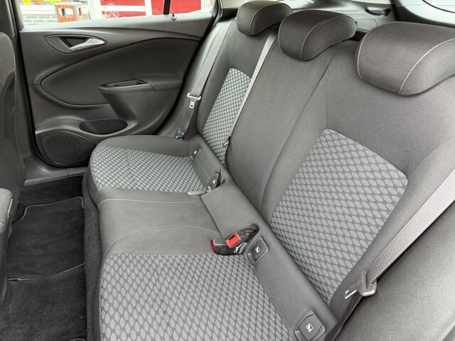 Opel ASTRA Sports Tourer 1.0 Turbo Online Edition Navigatie, Camera, Trekhaak, LED, etc..